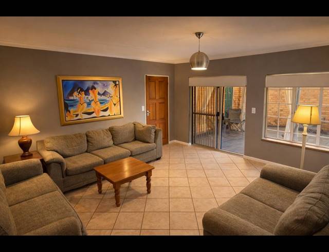 2 BEDROOM TOWNHOUSE FOR SALE IN ELARDUSPARK